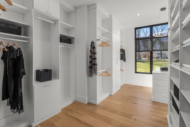 $4,210,000 | 722 Wilson Pike, Brentwood, TN 37027