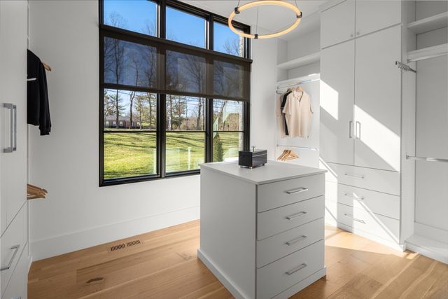 $4,210,000 | 722 Wilson Pike, Brentwood, TN 37027