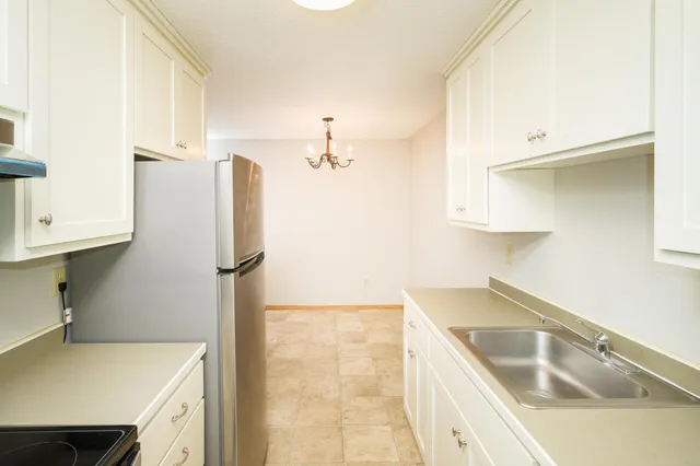 $1,095 | 3461 Kent Street, Unit 1015, Shoreview, MN 55126