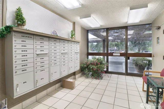 a view of a livingroom with furniture