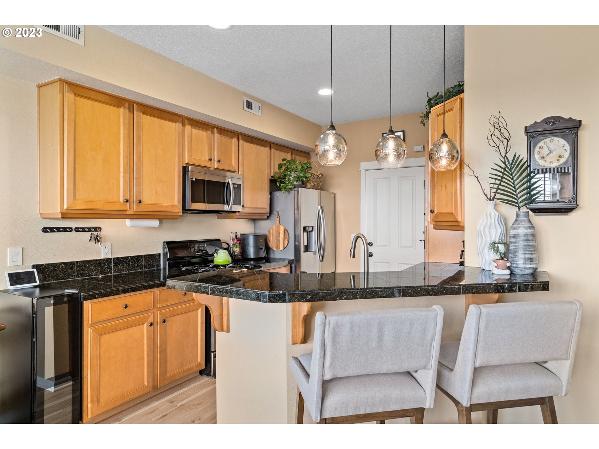 9159 Northwest Germantown Road Portland, OR 97231 - Photo 11 of 43 Gallery Image 11