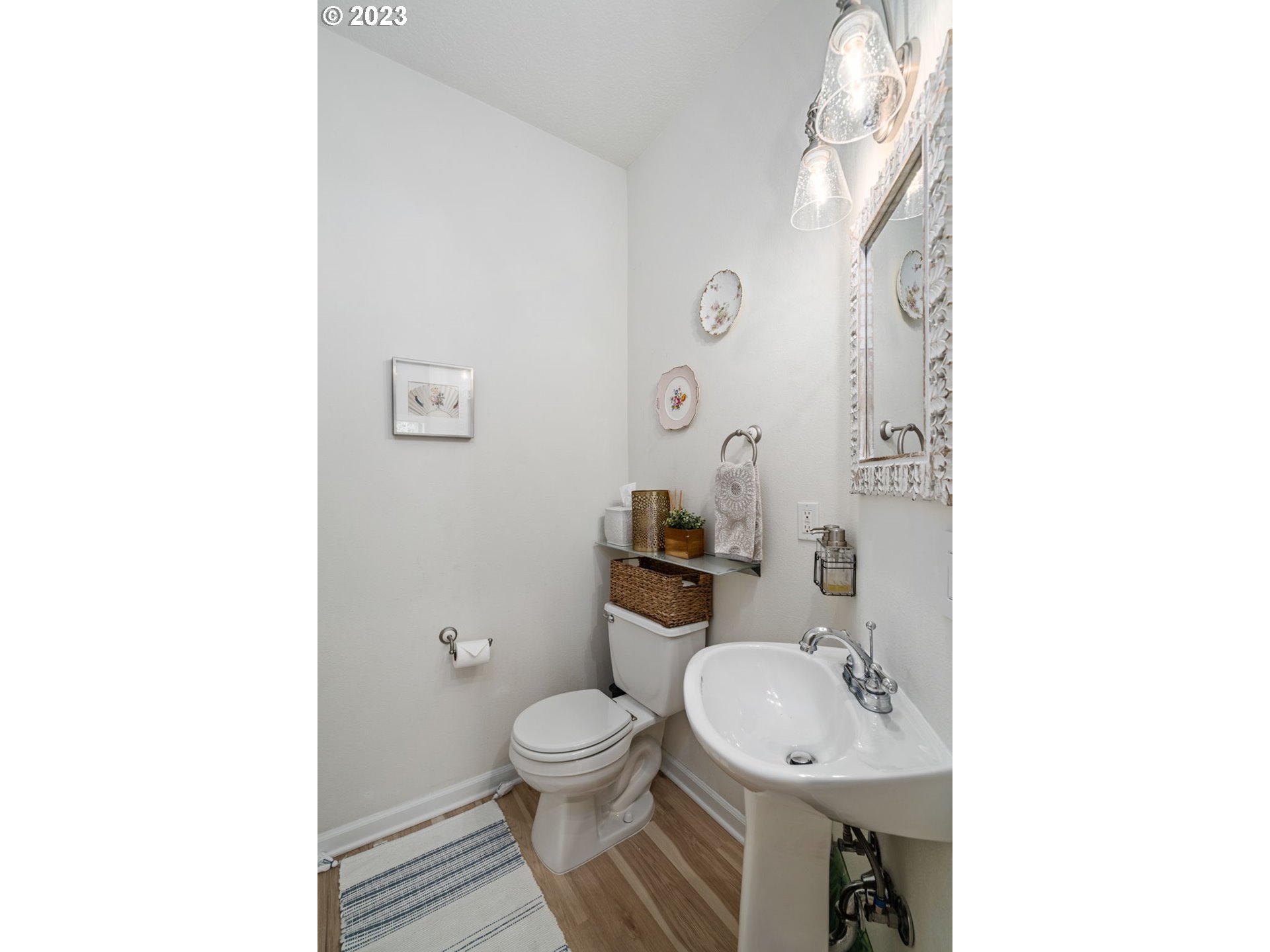 9159 Northwest Germantown Road Portland, OR 97231 - Photo 17 of 43 Gallery Image 17