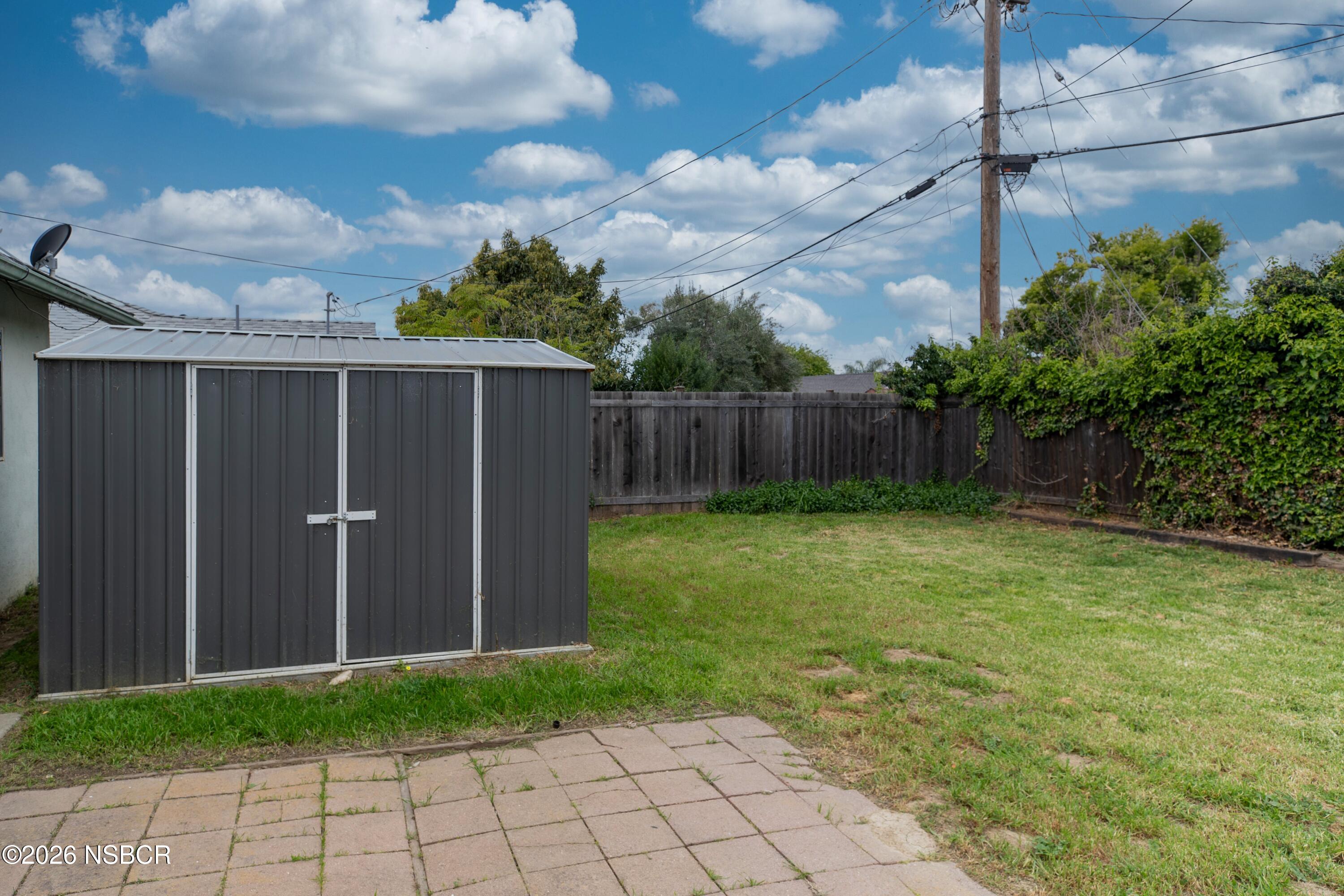 901 Alden Avenue Lompoc, CA 93436 - Photo 30 of 42 a view of a backyard