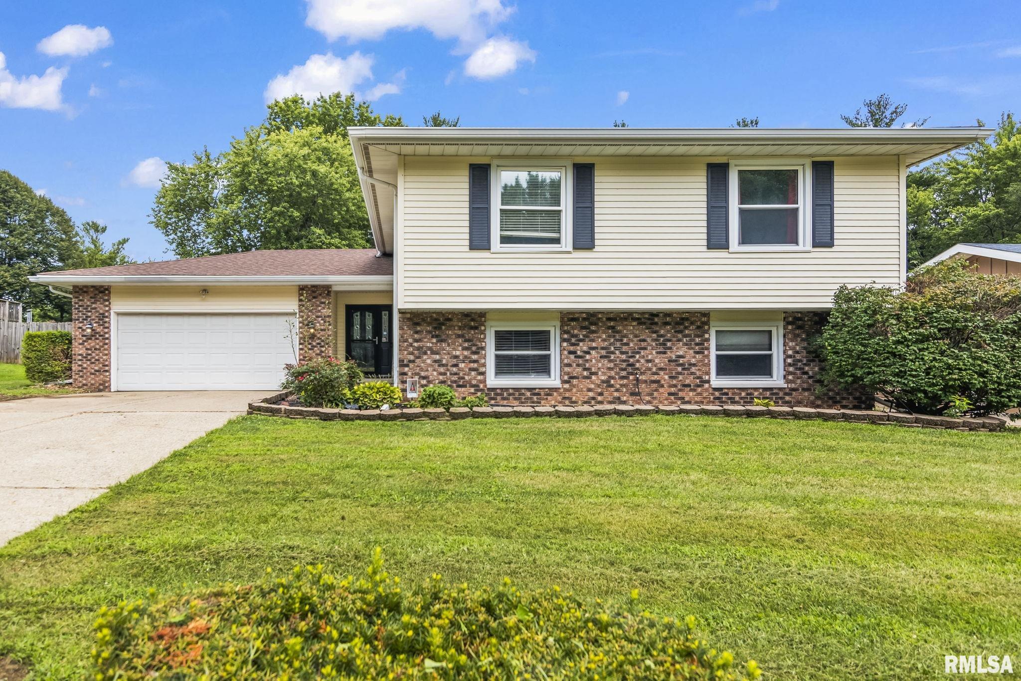 2125 Shabbona Drive Springfield, IL 62702 - Photo 2 of 53