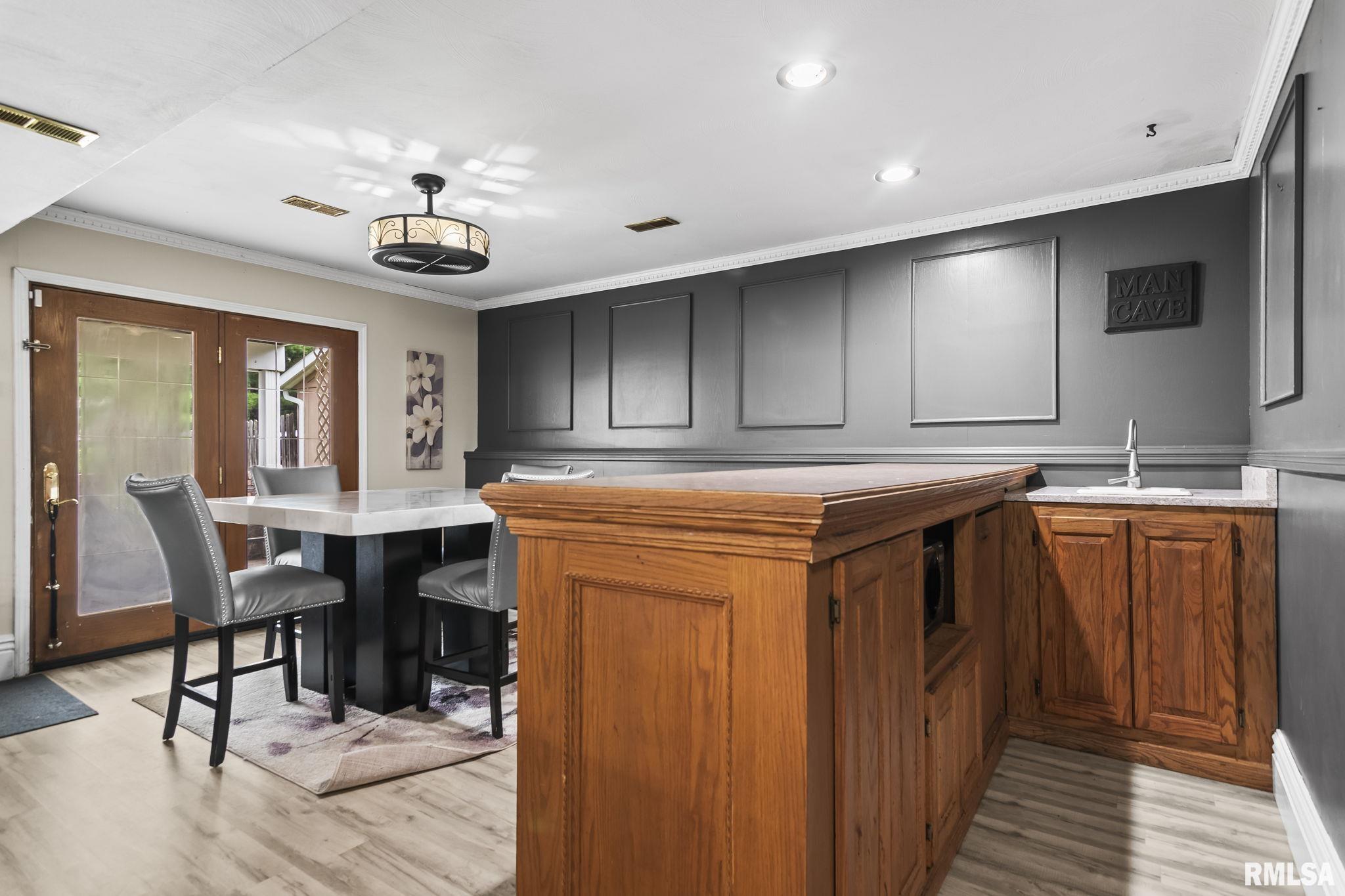 2125 Shabbona Drive Springfield, IL 62702 - Photo 26 of 53