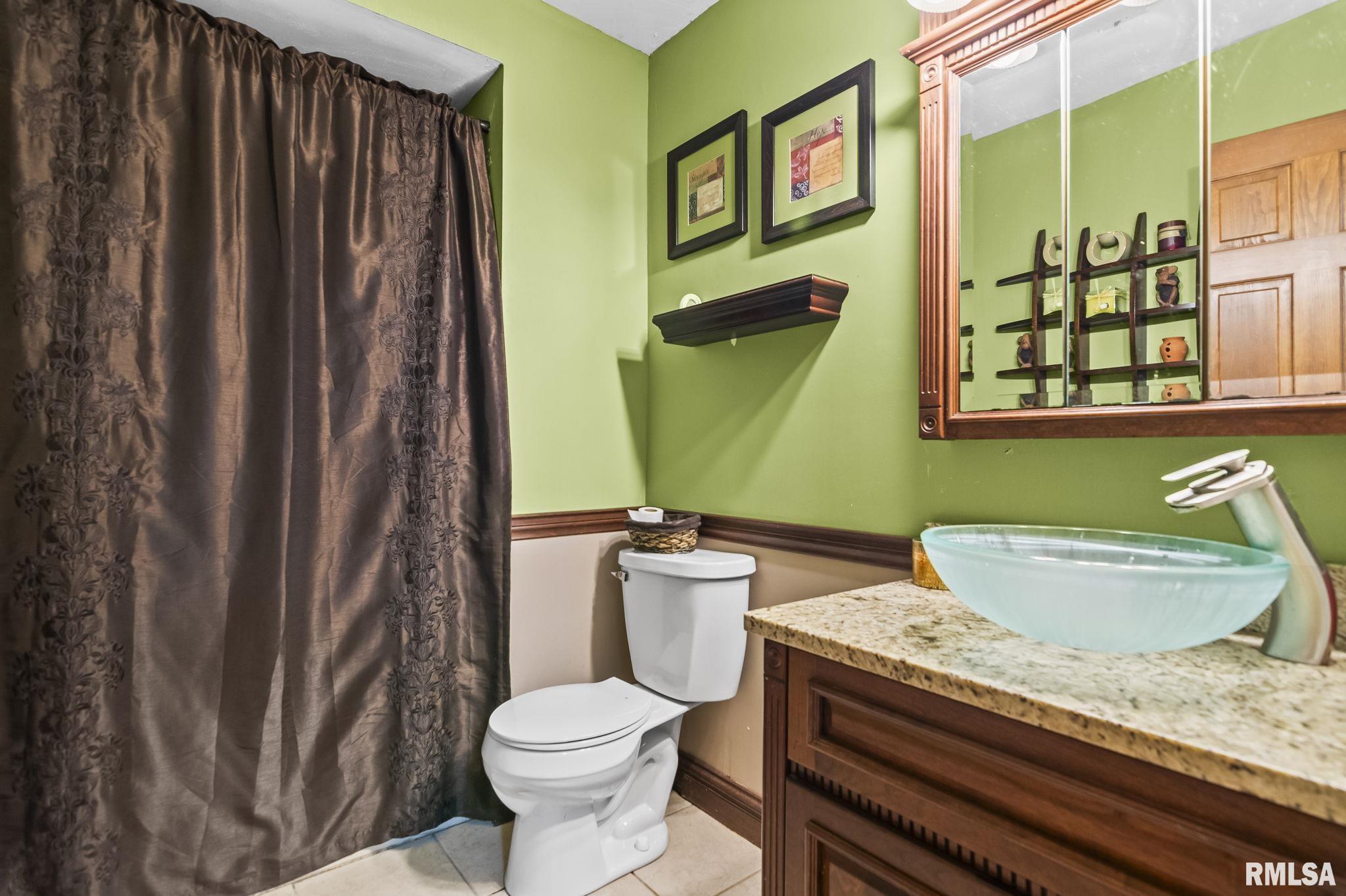 2125 Shabbona Drive Springfield, IL 62702 - Photo 33 of 53