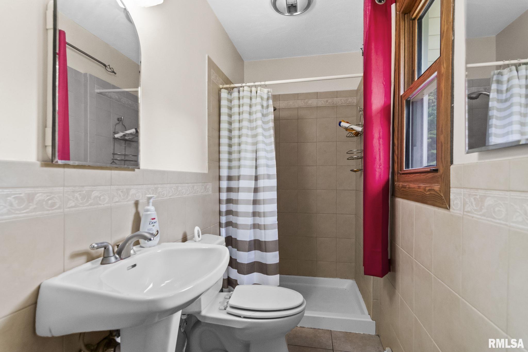 2125 Shabbona Drive Springfield, IL 62702 - Photo 36 of 53