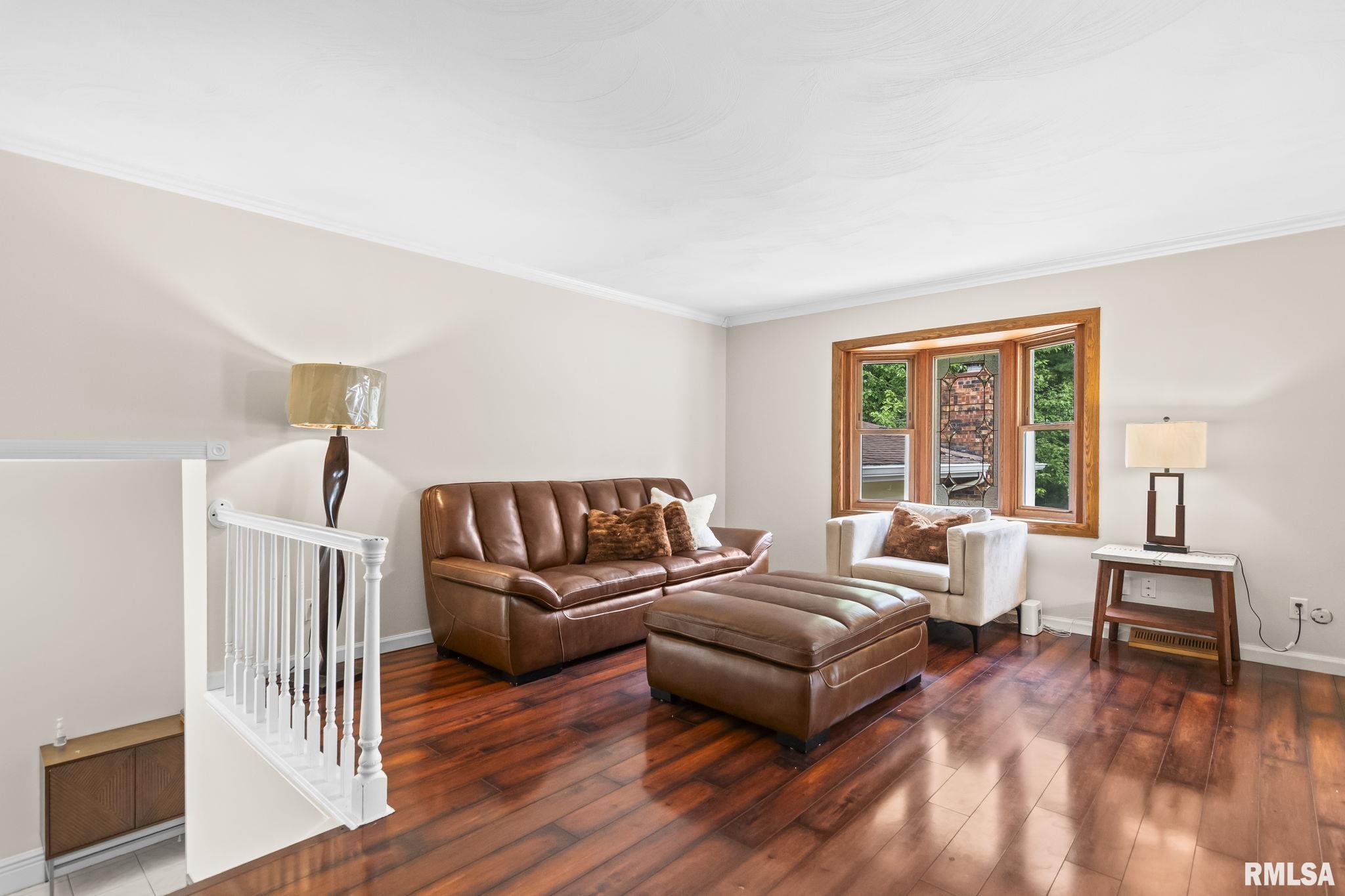 2125 Shabbona Drive Springfield, IL 62702 - Photo 6 of 53