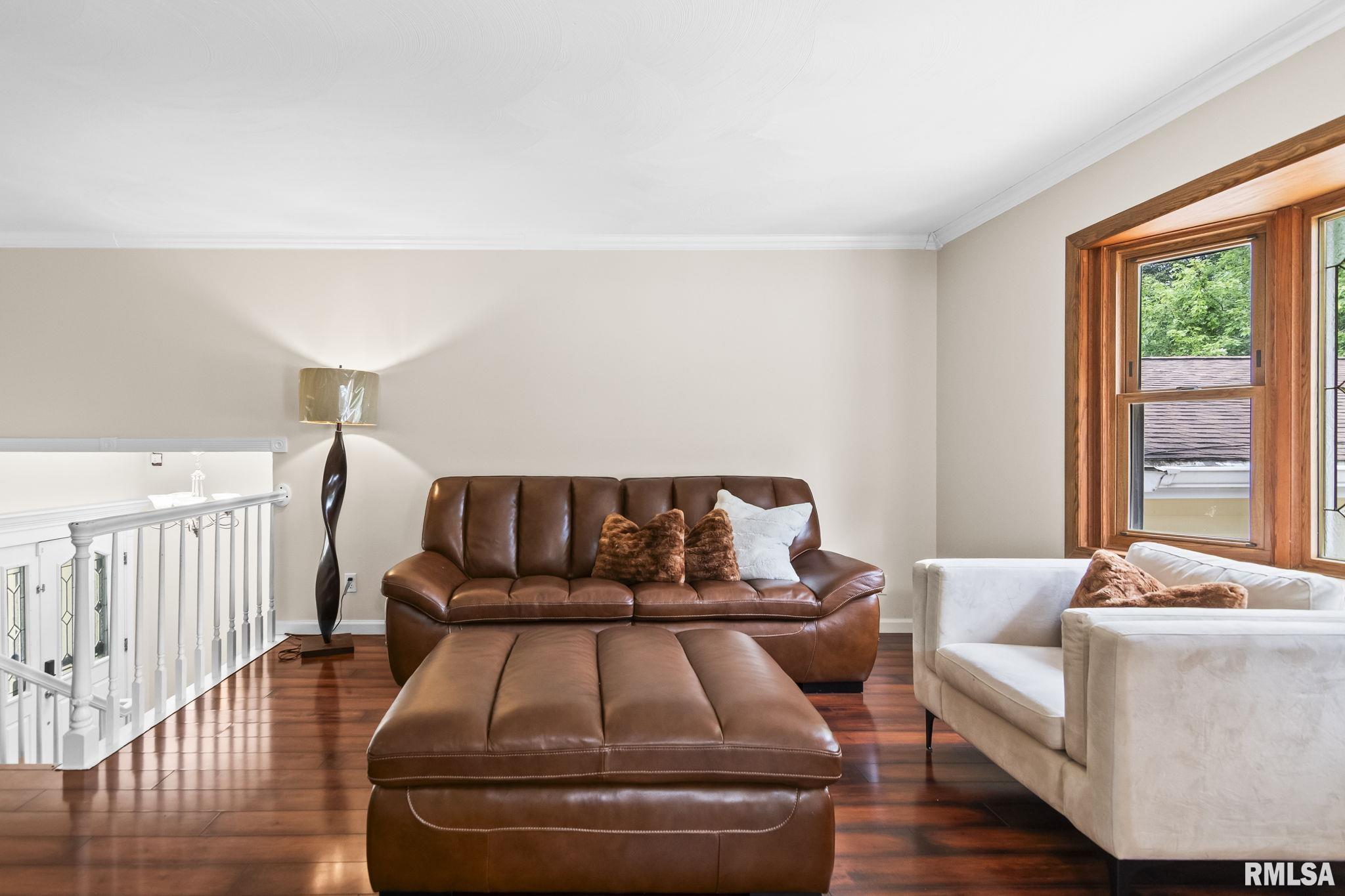 2125 Shabbona Drive Springfield, IL 62702 - Photo 7 of 53