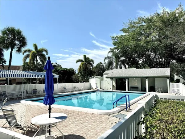 $2,049 | 3929 Carambola Circle North, Unit 2902, Coconut Creek, FL 33066