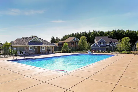 $1,100,000 | 6137 Niagara Lane North, Plymouth, MN 55446