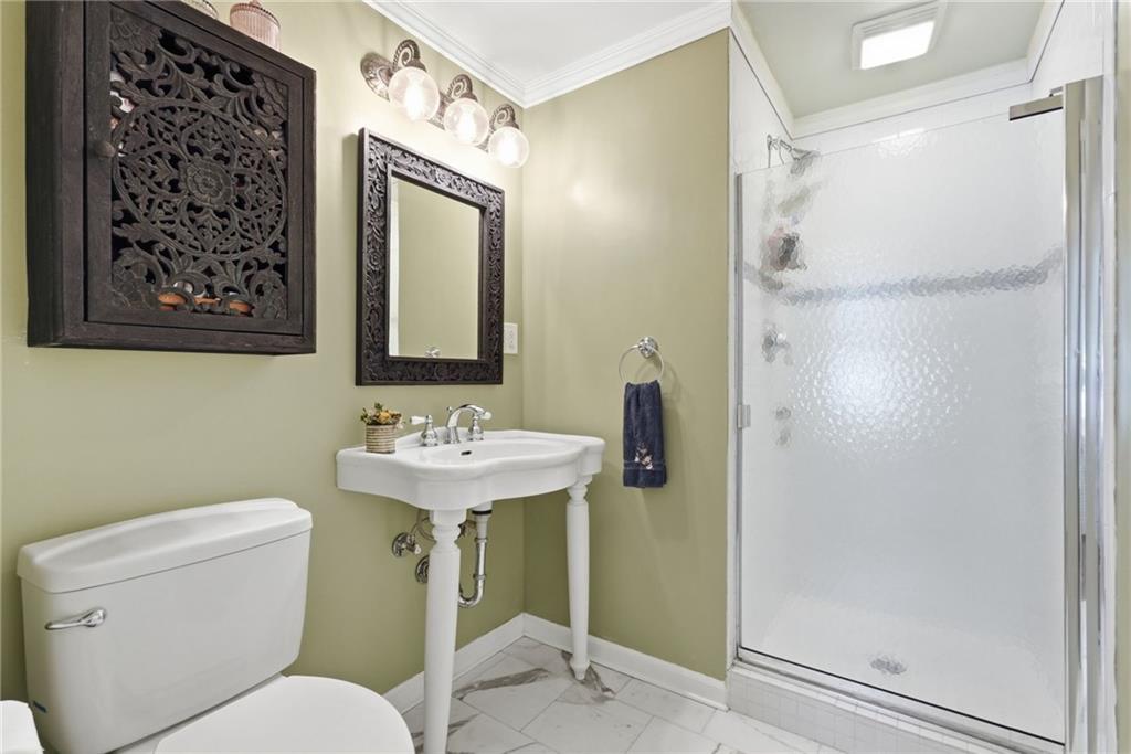 607 Delafield Road Pittsburgh, PA 15215 - Photo 19 of 44 Gallery Image 19