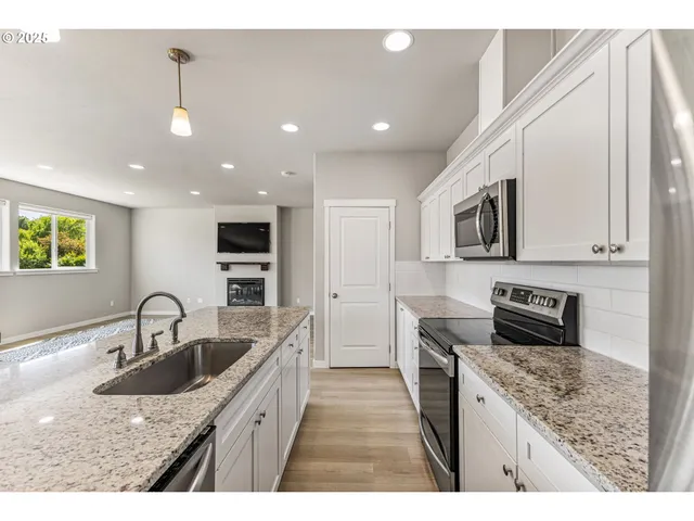 $440,000 | 1502 Timothy Street, Philomath, OR 97370