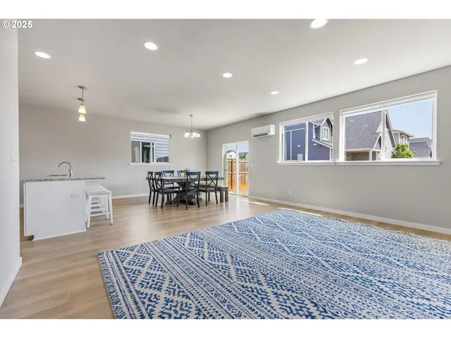 $440,000 | 1502 Timothy Street, Philomath, OR 97370