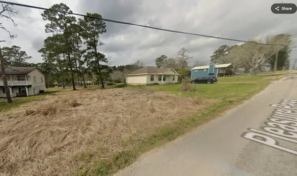 $15,000 | 102 Pleasure Pass, Coldspring, TX 77331