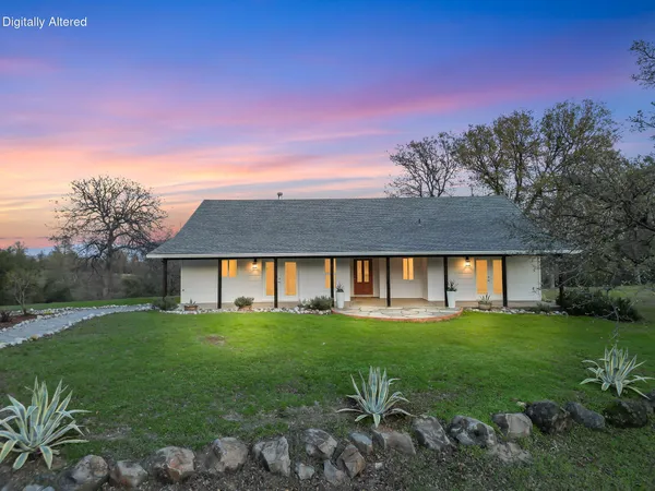 $695,000 | 13303 Intermountain Road, Redding, CA 96003
