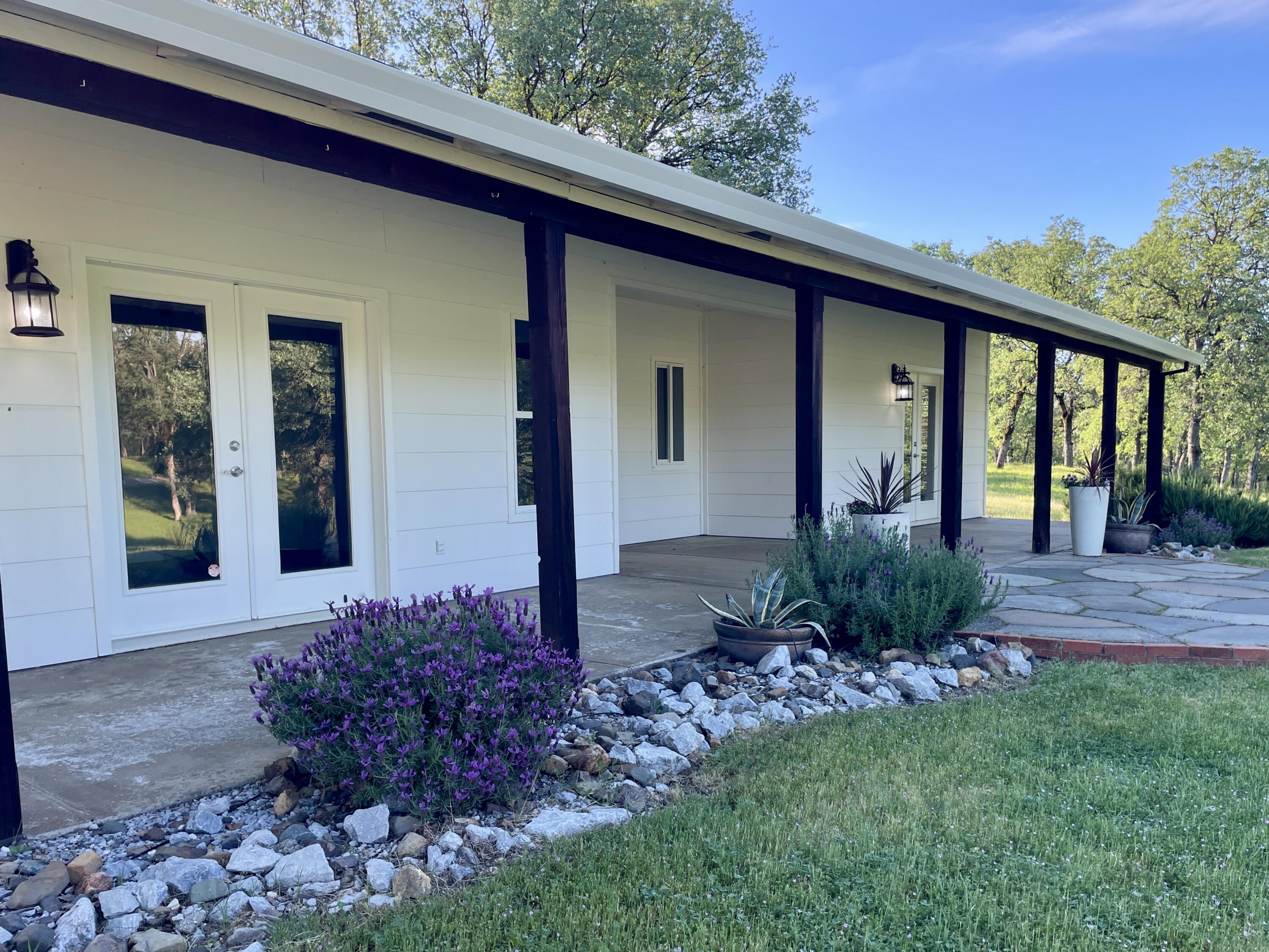 13303 Intermountain Road Redding, CA 96003 - Photo 15 of 64 IMG_5097