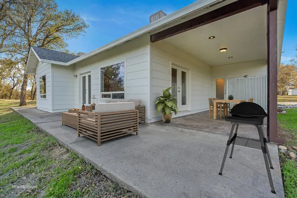 $695,000 | 13303 Intermountain Road, Redding, CA 96003