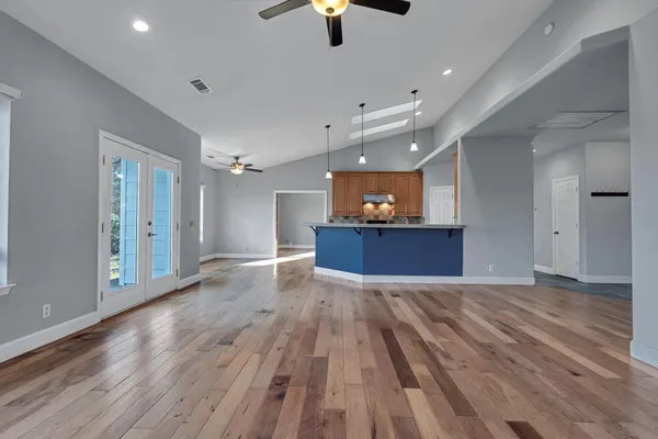 $695,000 | 13303 Intermountain Road, Redding, CA 96003