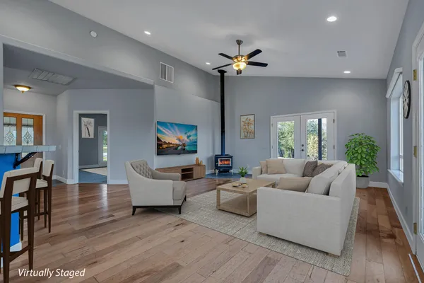 $695,000 | 13303 Intermountain Road, Redding, CA 96003