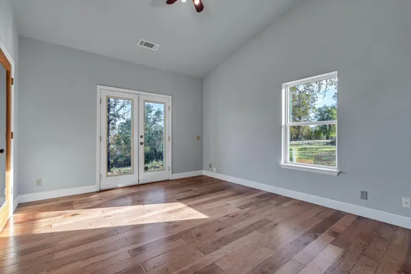 $695,000 | 13303 Intermountain Road, Redding, CA 96003