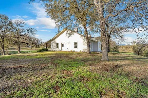 $695,000 | 13303 Intermountain Road, Redding, CA 96003
