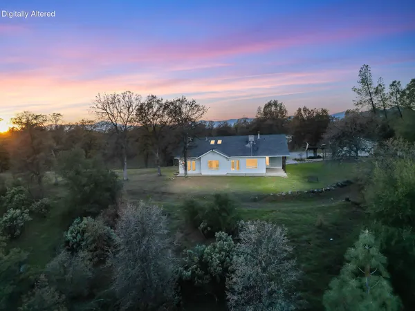 $695,000 | 13303 Intermountain Road, Redding, CA 96003
