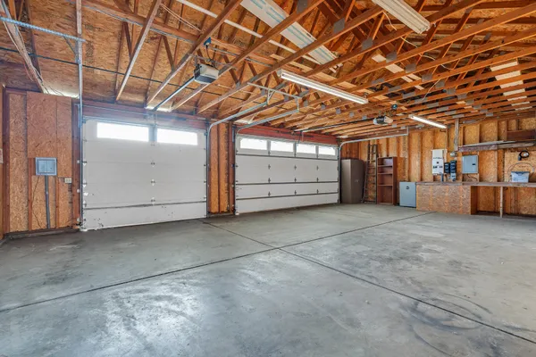 $695,000 | 13303 Intermountain Road, Redding, CA 96003