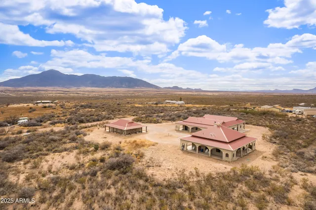 $799,000 | 2076 West Tierra Contenta Trail, Bisbee, AZ 85603