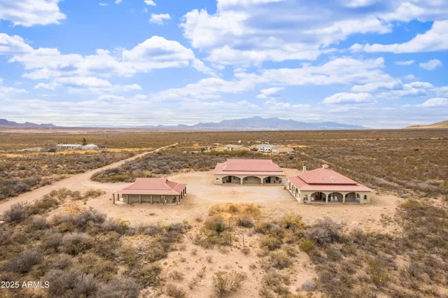 $799,000 | 2076 West Tierra Contenta Trail, Bisbee, AZ 85603