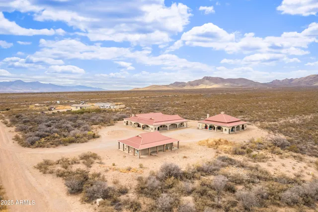 $799,000 | 2076 West Tierra Contenta Trail, Bisbee, AZ 85603