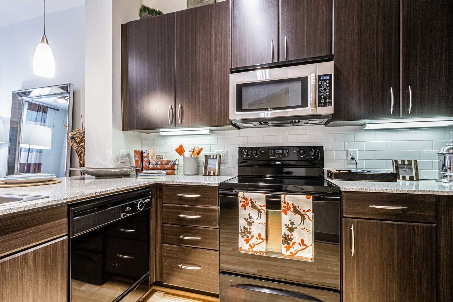 2525 South Voss Road, Unit 408 Houston, TX 77057 - Photo 1 of 31