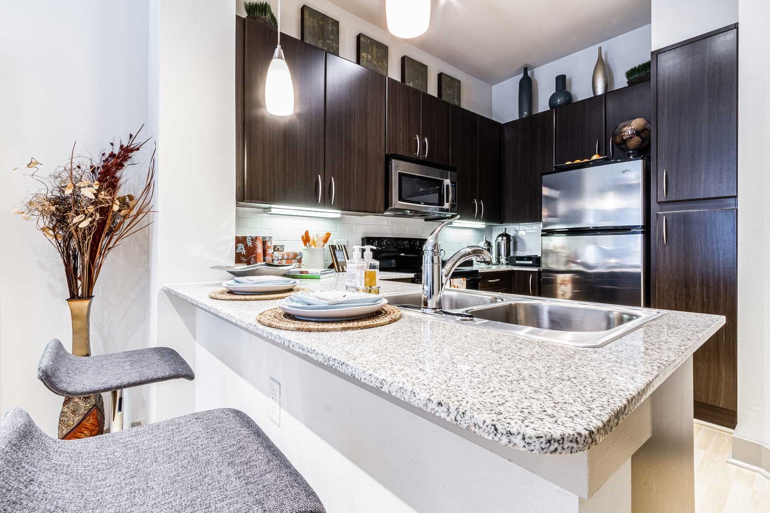 2525 South Voss Road, Unit 408 Houston, TX 77057 - Photo 2 of 31