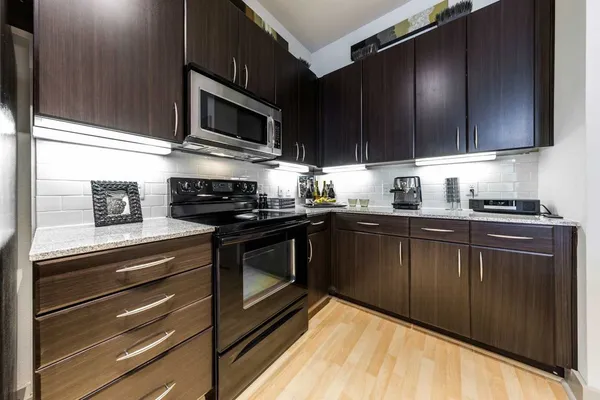 $2,001 | 2525 South Voss Road, Unit 408, Houston, TX 77057