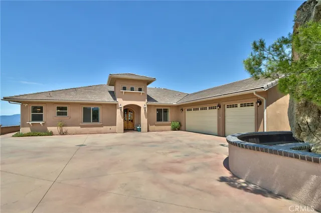 $749,900 | 42405 Rolling Hills Drive, Aguanga, CA 92536