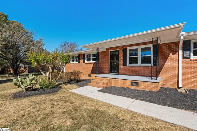 $289,000 | 116 Ridgecrest Drive, Williamston, SC 29697