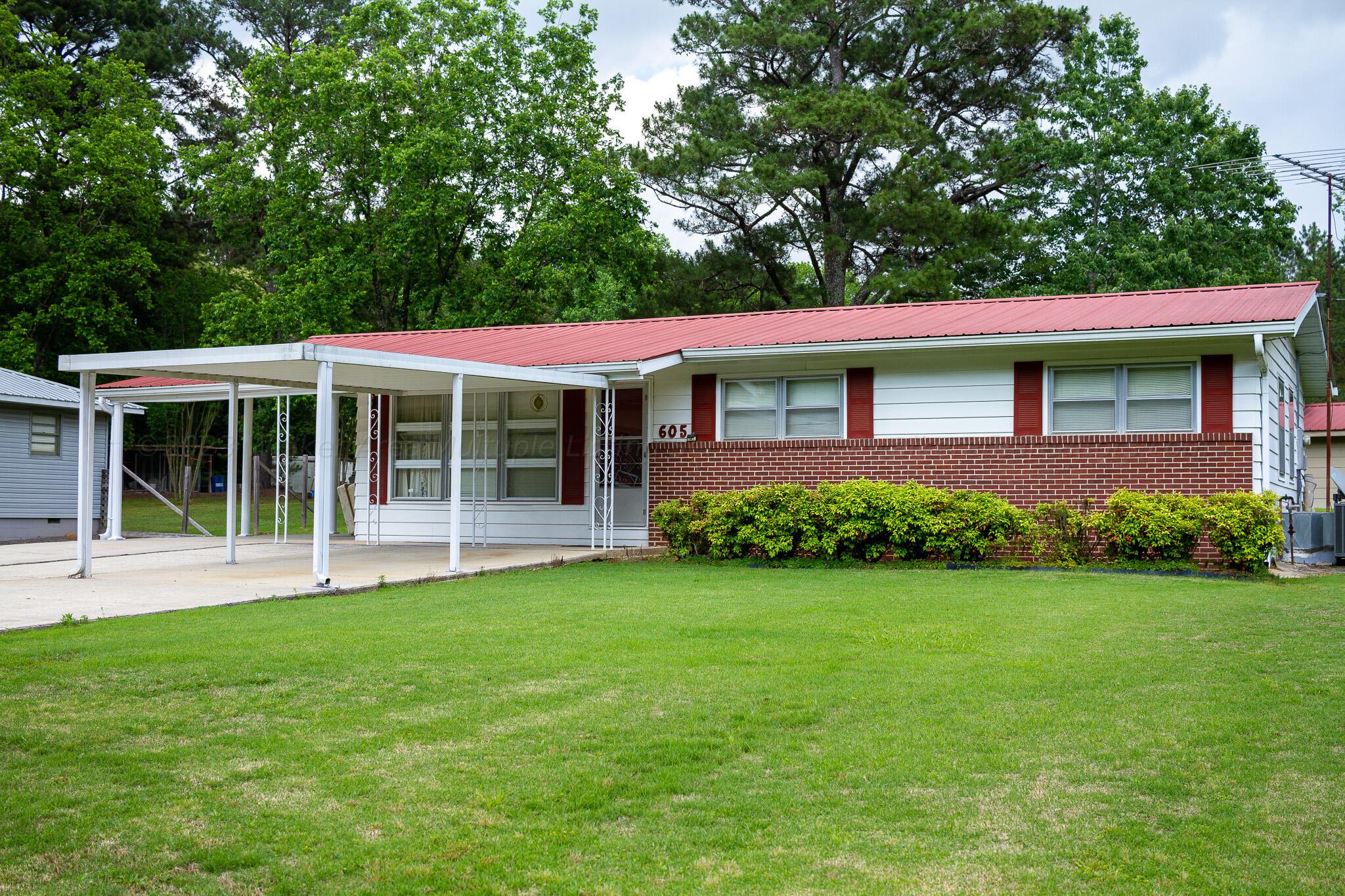 605 North Airport Road Jasper, AL 35504 - Photo 1 of 23 Gallery Image 1