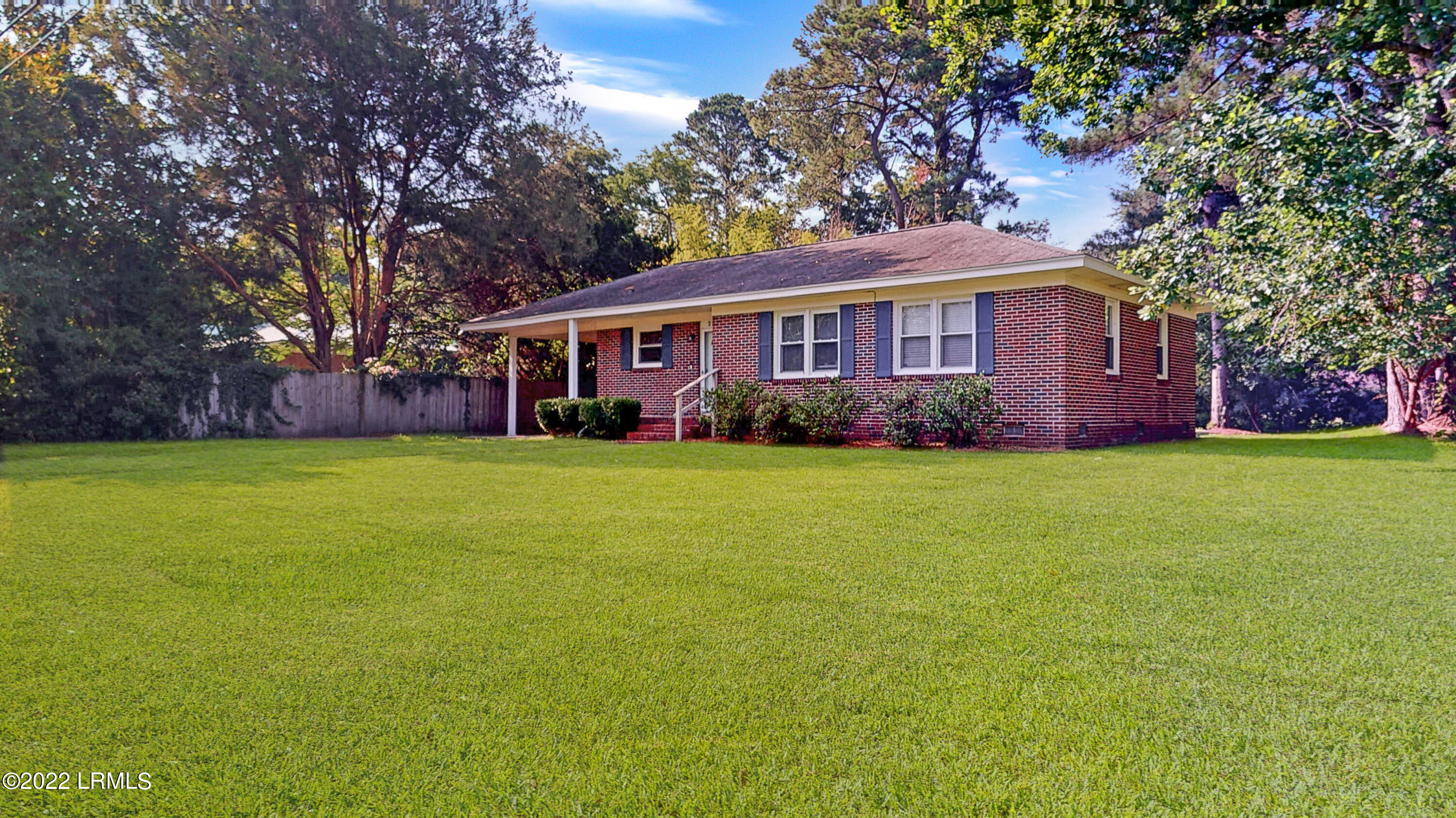 2502 State Rd S-7-277 Beaufort, SC 29902 - Photo 2 of 17 2502-Waverly-Way-06162022_191826