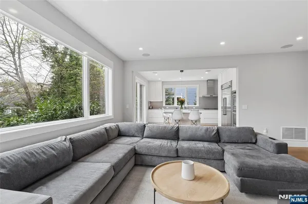 $12,000 | 34 Merrifield Way, Cresskill, NJ 07626