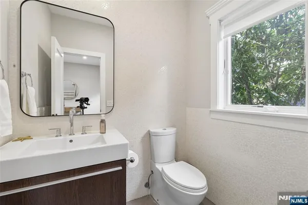 $12,000 | 34 Merrifield Way, Cresskill, NJ 07626