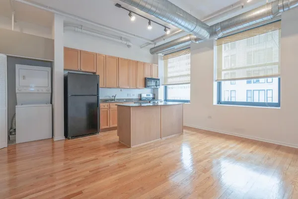 $2,600 | 6 East Monroe Street, Unit 601, Chicago, IL 60602