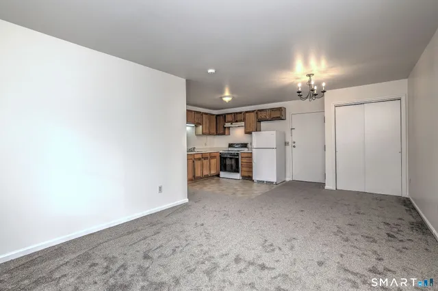 $1,600 | 14 Cherry Street, Unit E, Milford, CT 06460