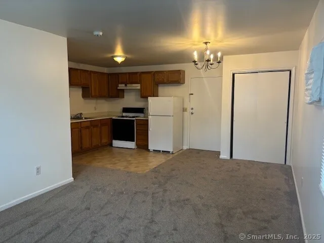 $1,600 | 14 Cherry Street, Unit E, Milford, CT 06460