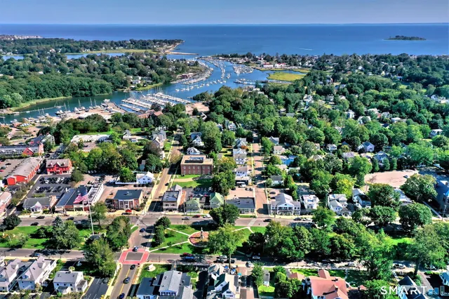 $1,600 | 14 Cherry Street, Unit E, Milford, CT 06460