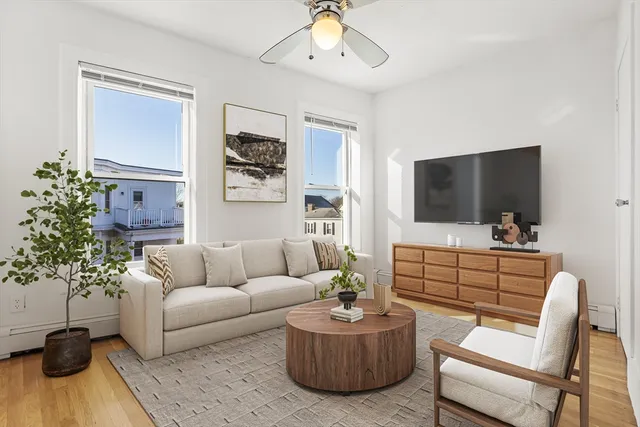 $2,300 | 86 Savin Hill Avenue, Unit 3, Boston, MA 02125