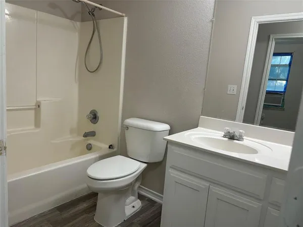 $1,400 | 408 North Greenville Street, Josephine, TX 75173