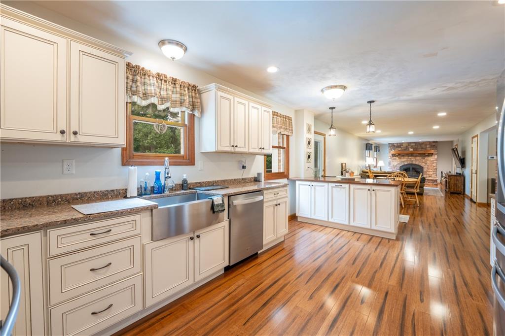 121 Johnson Road Greensburg, PA 15601 - Photo 8 of 48 Gallery Image 8