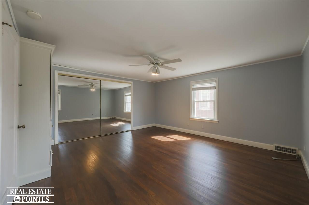 315 Touraine Road Grosse Pointe Farms, MI 48236 - Photo 17 of 33