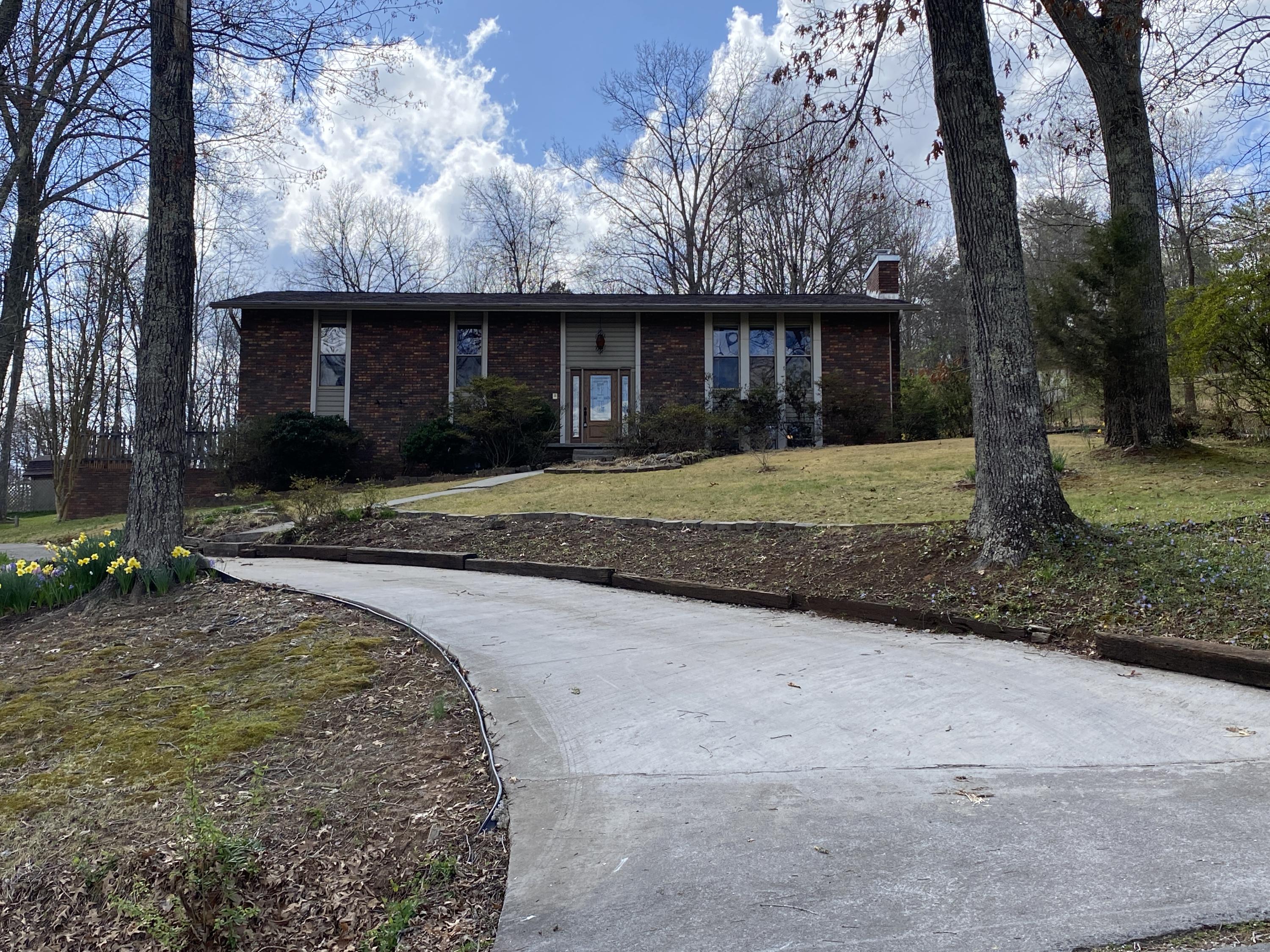 206 Sherwood Road Powell, TN 37849 - Photo 1 of 27 IMG_9331