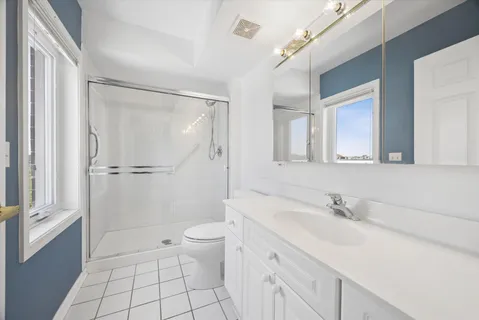 $330,000 | 7051 West Touhy Avenue, Unit 604, Niles, IL 60714